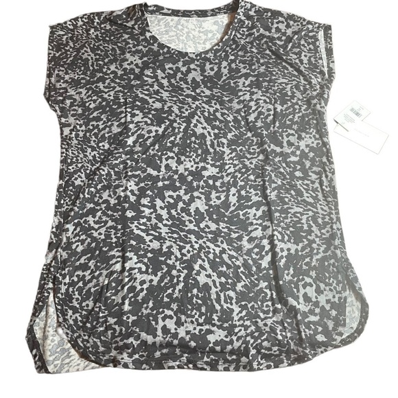 𝅺H HALSTON STUDIO Scoop Neck Patterned High/low T-shirt ABSTRACT ANIMAL - Picture 7 of 14